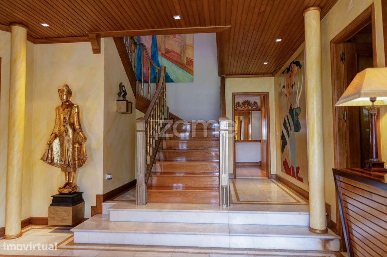 LUXUOSA MORADIA - LOCALIZAÇÃO PREMIUM NO CENTRO DE FAMALICÃO - Grande imagem: 4/59