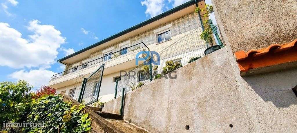 Moradia V3+1 em Anreade (Resende) - Grande imagem: 2/60