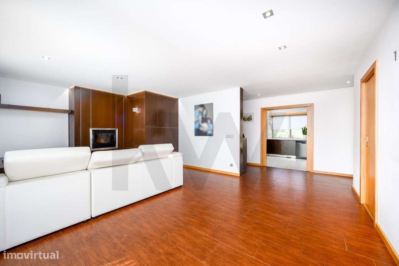 Apartamento T2+1 no centro de Valongo | 2 Frentes-22