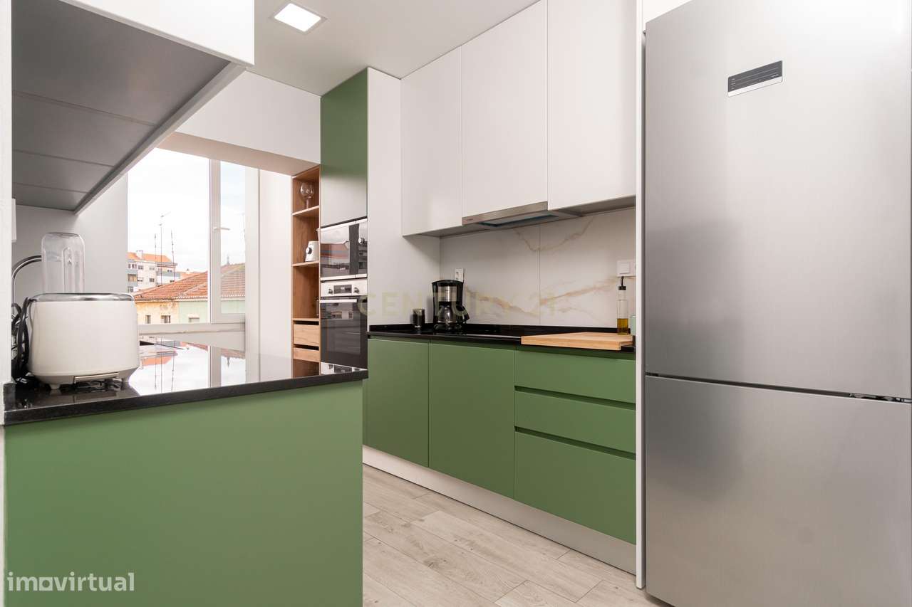 Apartamento T2 Mobilado no Centro de Almada – Excelente Localização-13