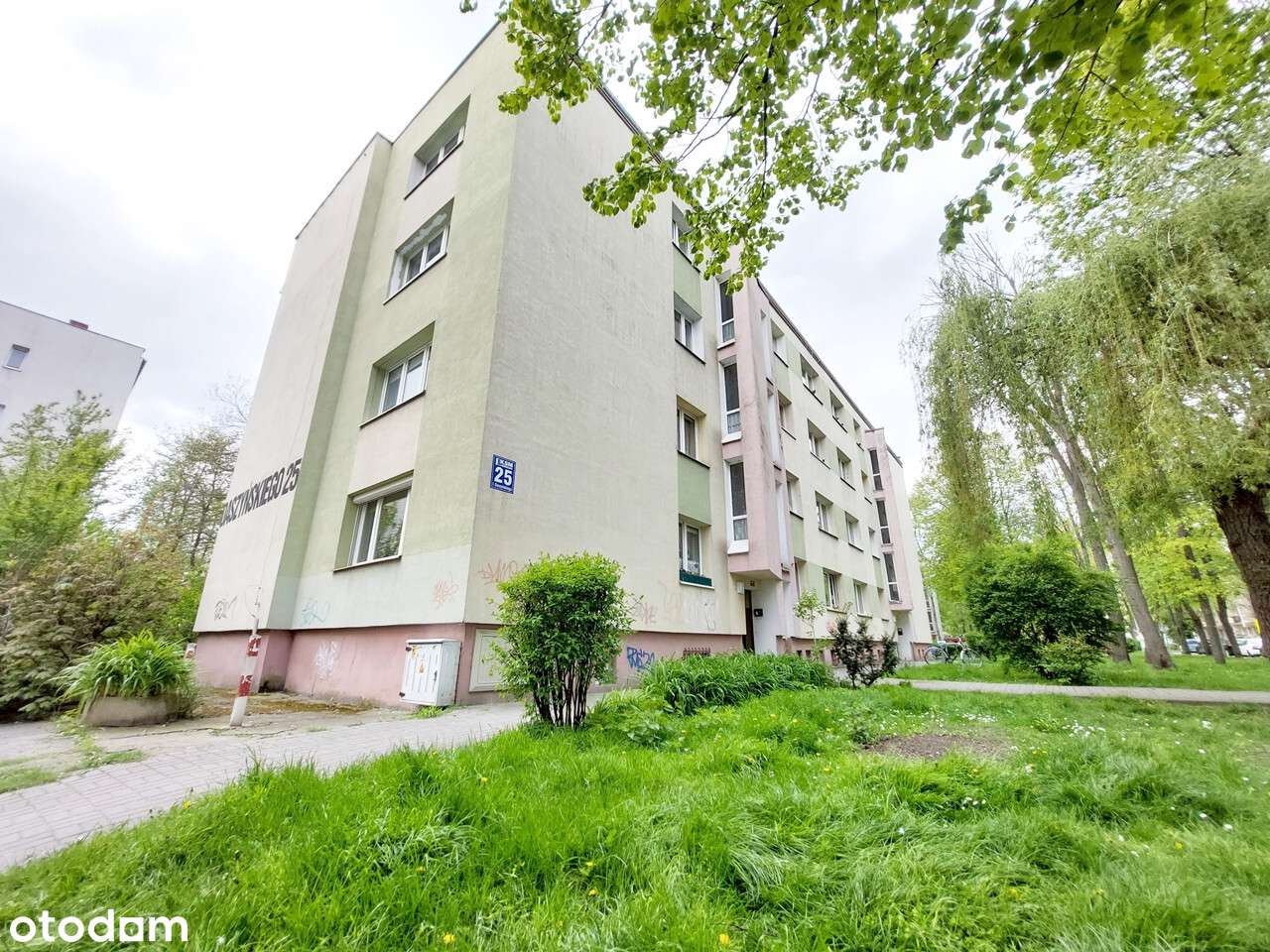 2 pokoje z dużym balkonem - Daszyńskiego-0