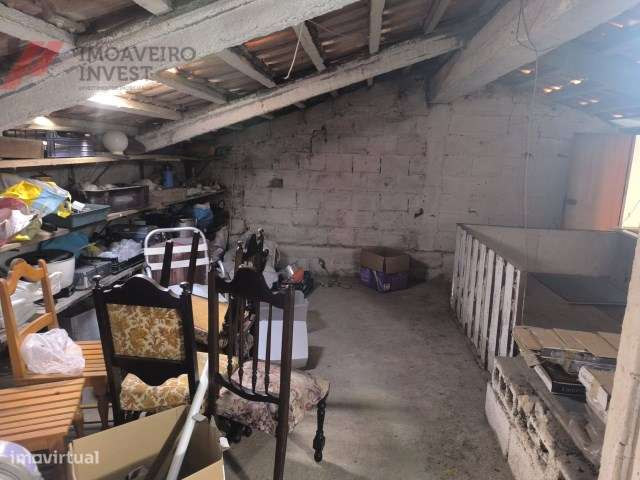 Quinta com Moradia Isolada e 4.450m² de Terreno Oiã Oliveira d Bairro-20