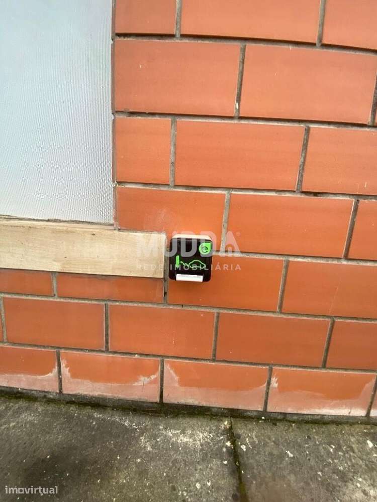 Trespasse clínica médica em Torres Vedras com estacionamento privativo-8