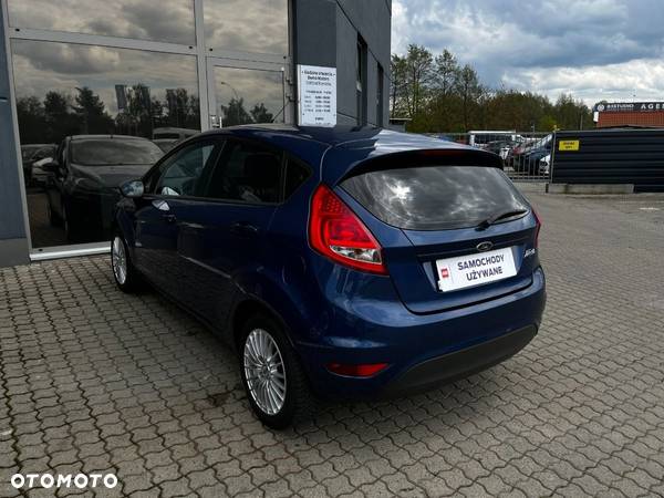 Ford Fiesta - 10