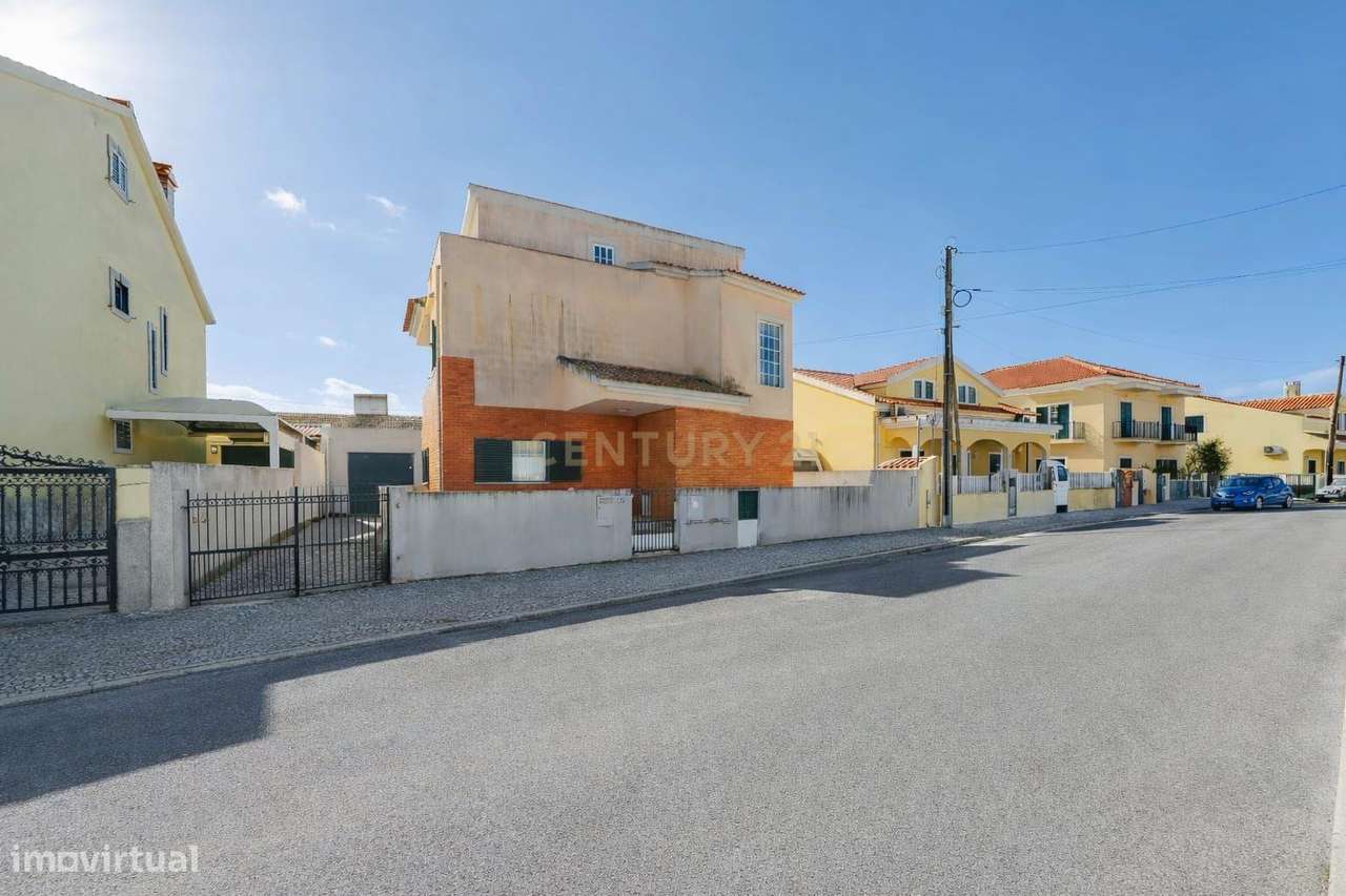 Moradia Isolada T4 Sarilhos Grande, Montijo-50