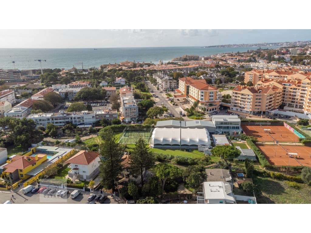 Andar de Moradia T4 em Carcavelos a poucos metros da praia-10