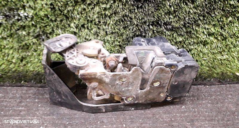 Ficheira Tr Drt Tras Direito Fecho Porta Alfa Romeo 156 (932_) - 2