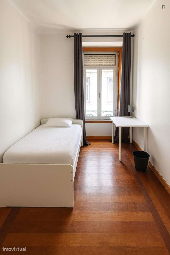 Quarto - localizado em Anjos Lisbon - Grande imagem: 3/10