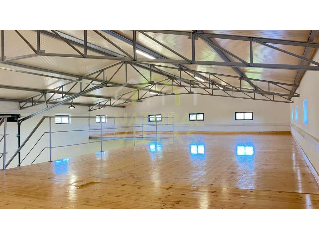 Armazém Renovado em Vale da Venda, Faro - Grande imagem: 5/8