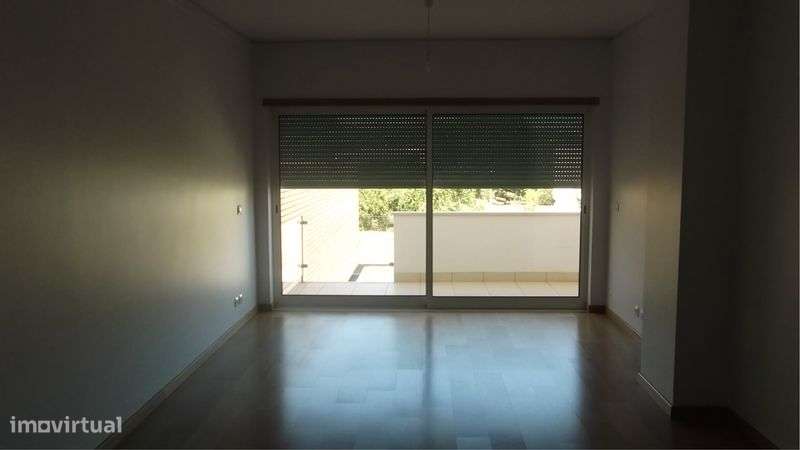 T2 Coimbra/Vale das Flores - qualidade e localização excecionais. - Grande imagem: 4/11