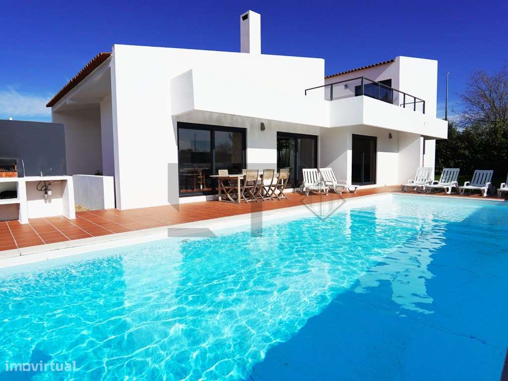 Moradia V4 com Piscina para Venda na Comporta-14