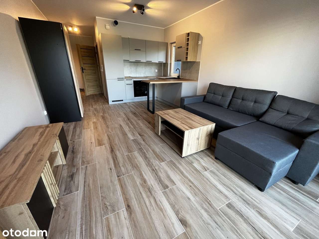 Katowice Ceglana – jasna kawalerka 30 m² z garażem i balkonem - Pełny obrazek: 2/10
