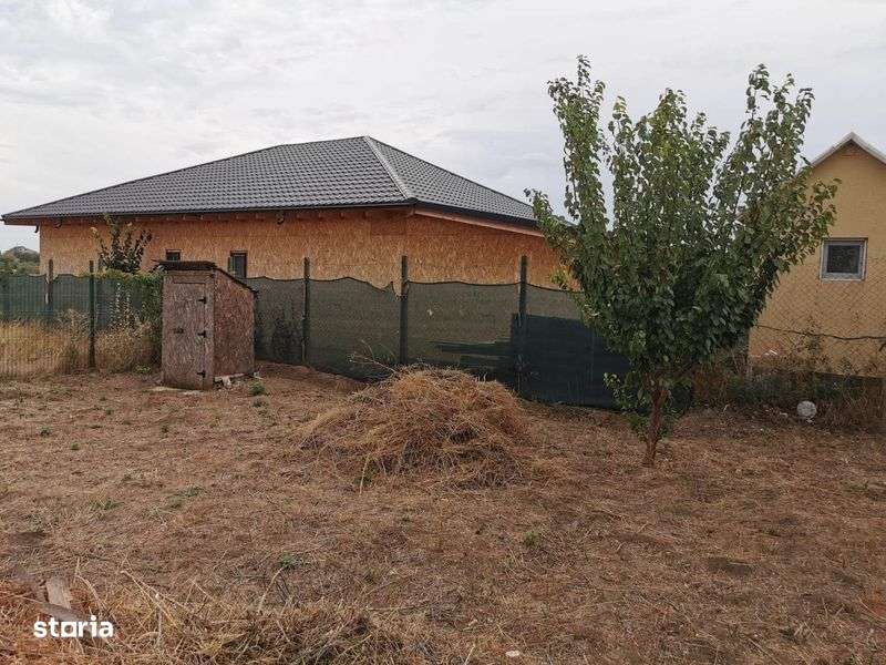 Teren de vanzare in spatele Metro Galati - Imagine principală: 4/7