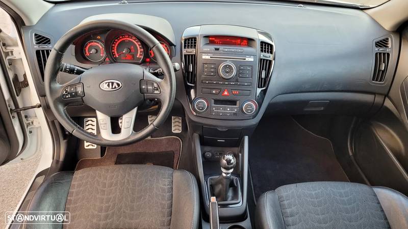 Kia Ceed S Coupé 1.6 CRDi TX ISG - 14