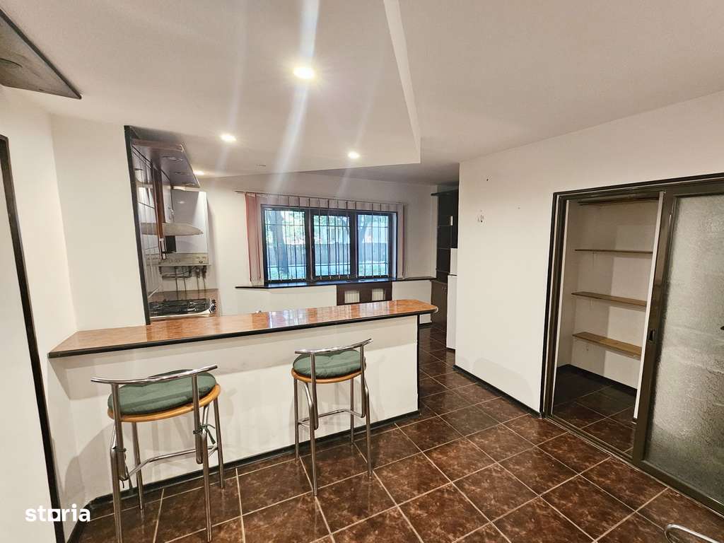 Apartament spatios, bloc 1992, Tatarasi-Oancea-2