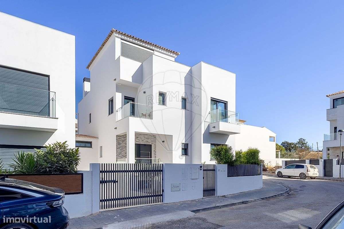 Moradia T4 para venda - Grande imagem: 2/42