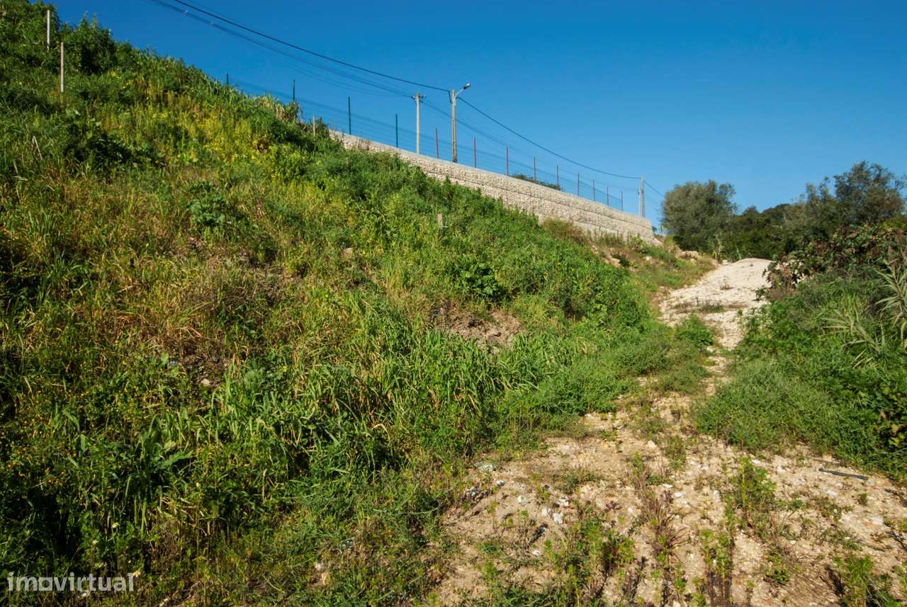Terrenos para venda na Bemposta em Bucelas - Grande imagem: 5/16