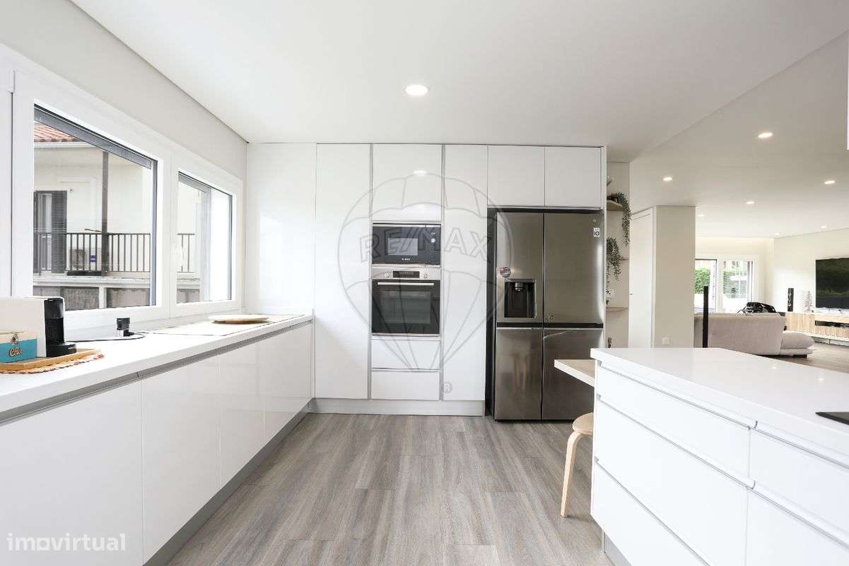 Moradia T5 para venda - Grande imagem: 4/46