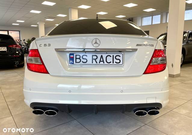 Mercedes-Benz Klasa C 63 AMG Coupe AMG SPEEDSHIFT MCT Edition 1 - 30