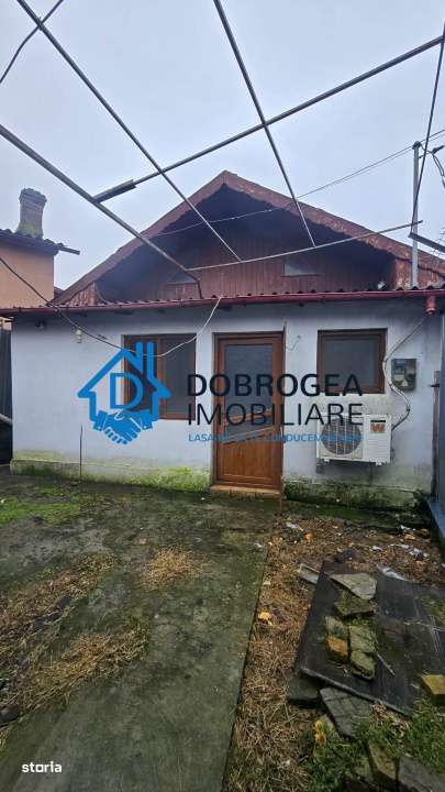 CASA IN ZONA CENTRALA,  SUPRAFATA TEREN 105 MP-8