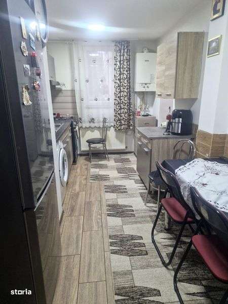 Vand apartament 2 camere - Imagine principală: 5/7