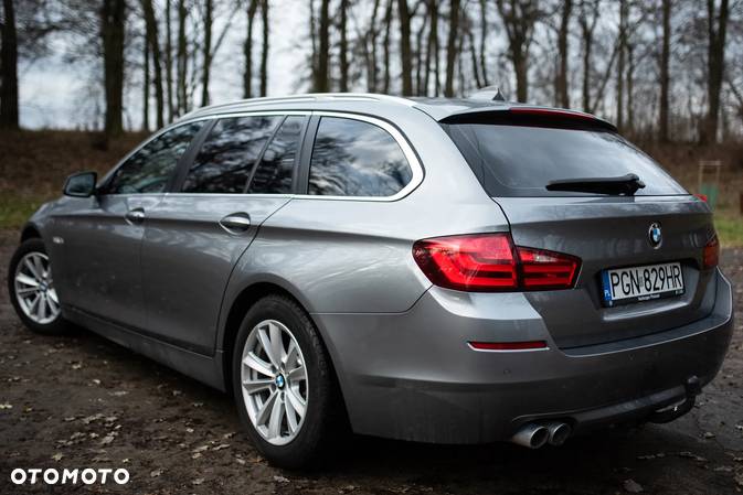 BMW Seria 5 530d xDrive - 8