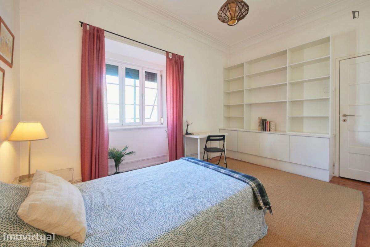 Quarto - localizado em Entrecampos Lisbon - Grande imagem: 5/7