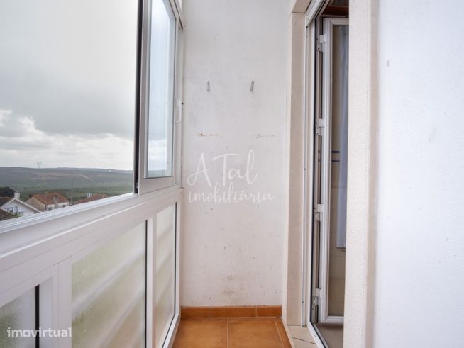 Apartamento T2 em Alcoentre-18