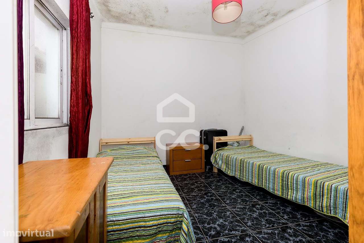 Moradia T5 c/ Espaço Exterior, Garagem e Terraço | Torrão, Alcácer do-15