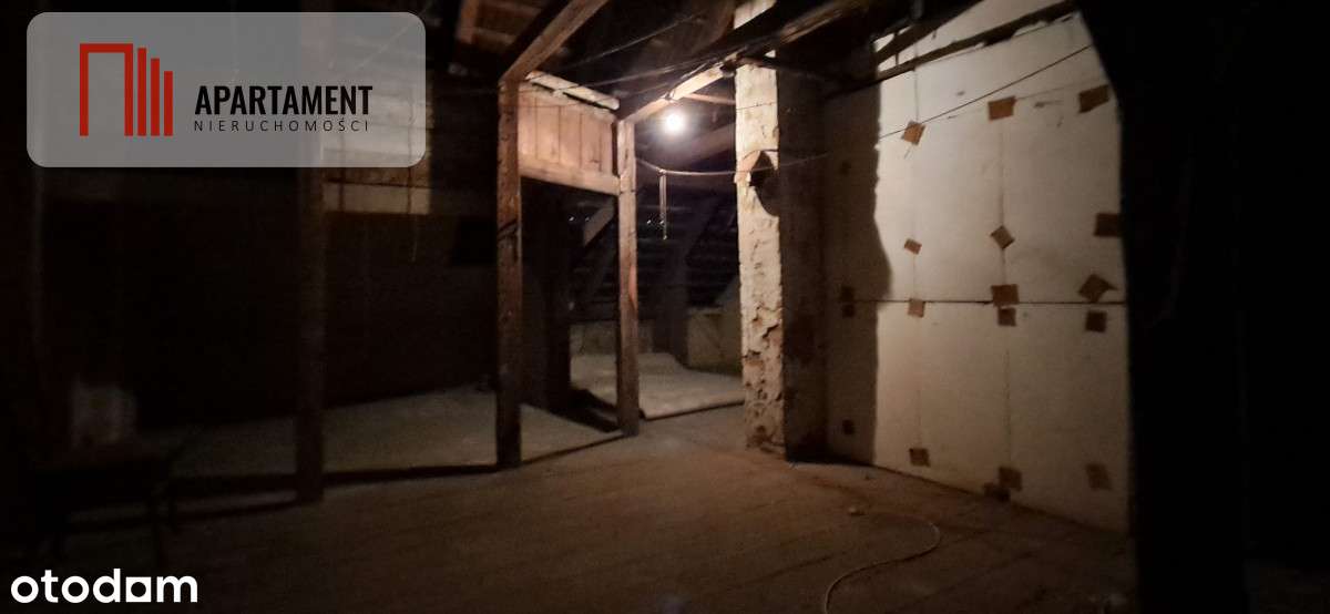 Dom z dużym budynkiem gospodarczym-16