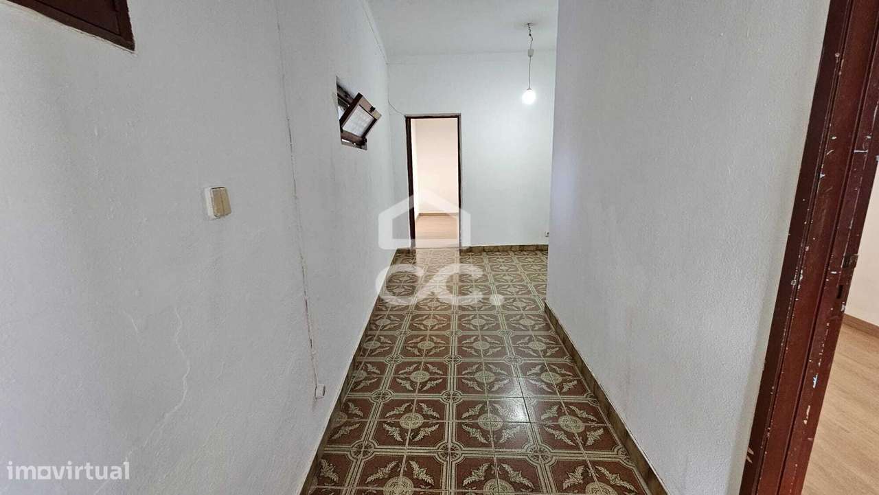 Casa térrea com terraço e aproveitamento de sótão.-10