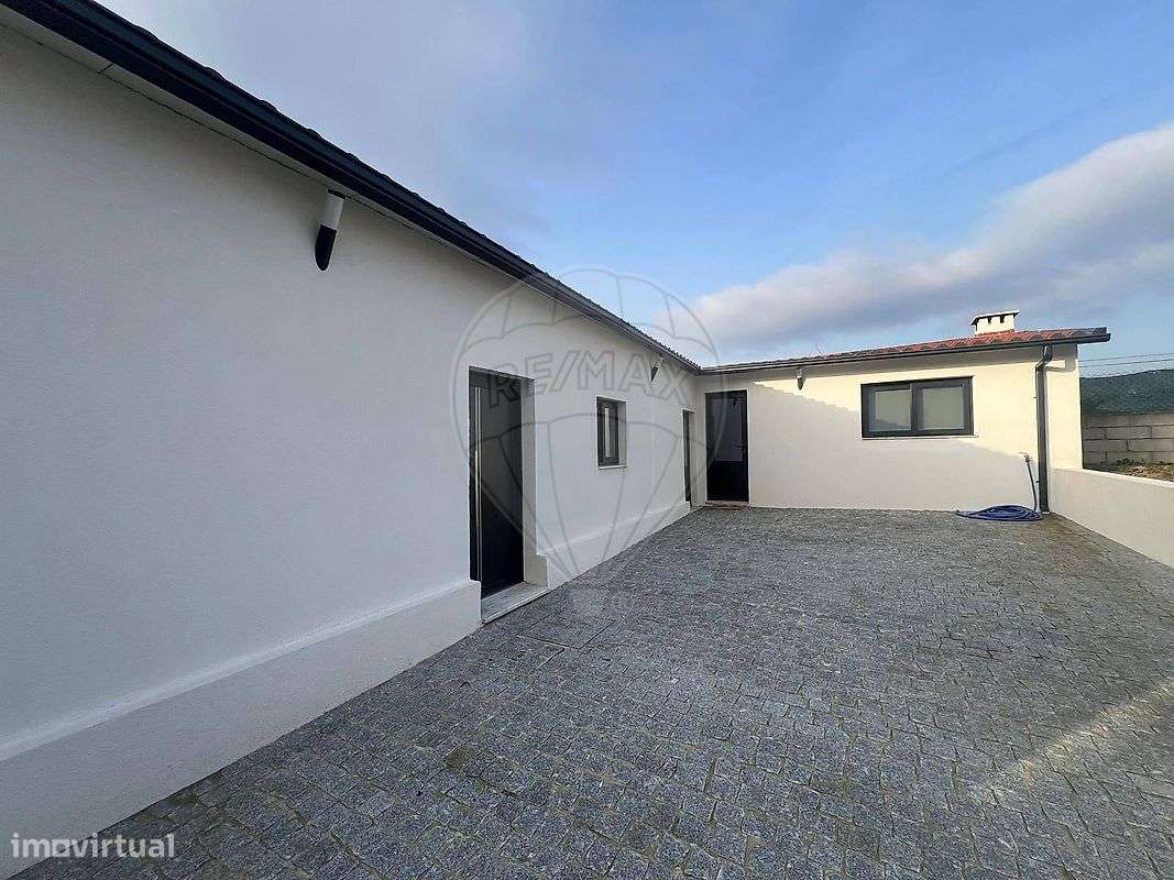 Moradia T2 para arrendamento - Grande imagem: 5/11