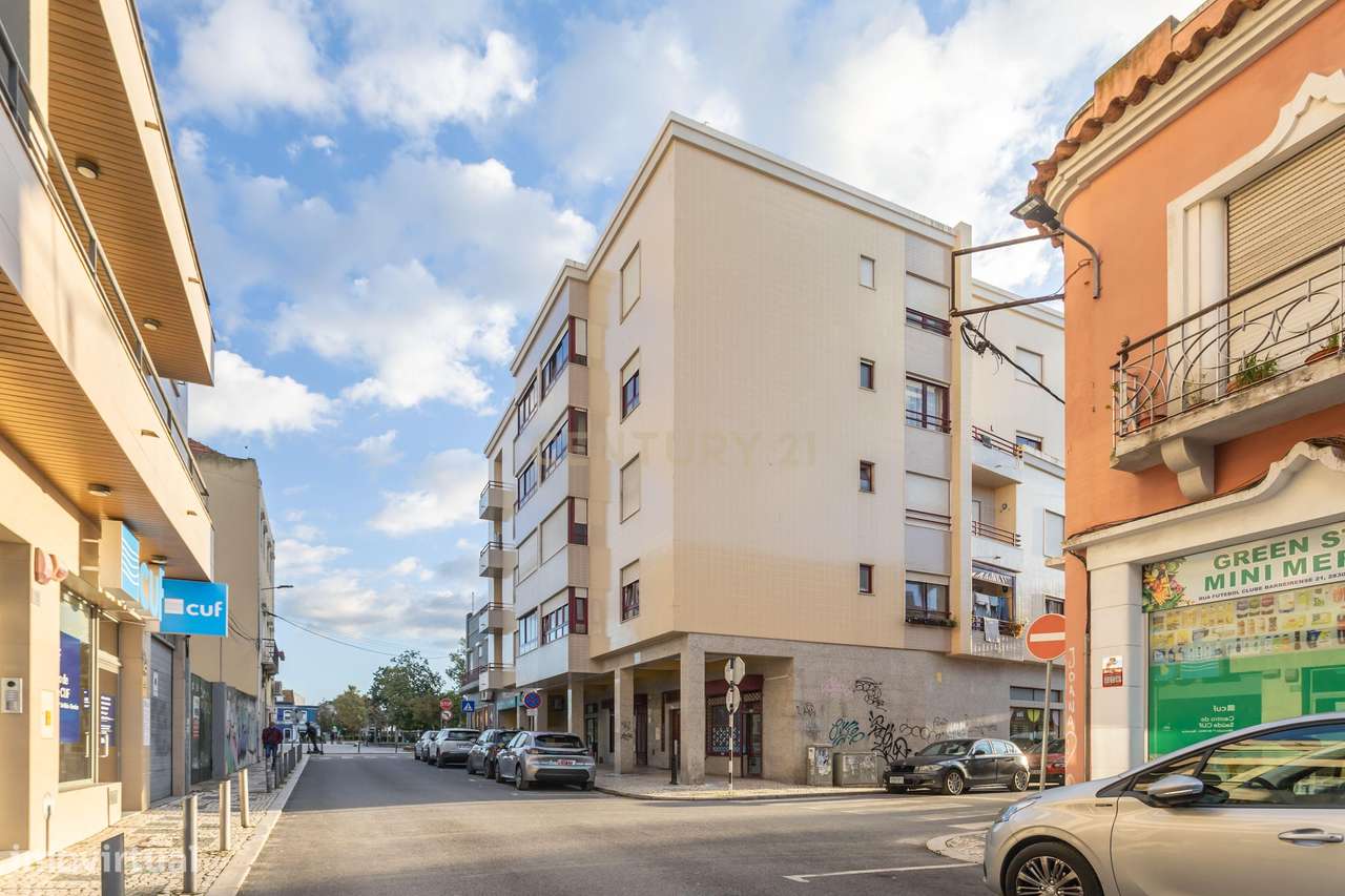 Arrendamento T4 no centro da cidade do BARREIRO - Grande imagem: 5/40