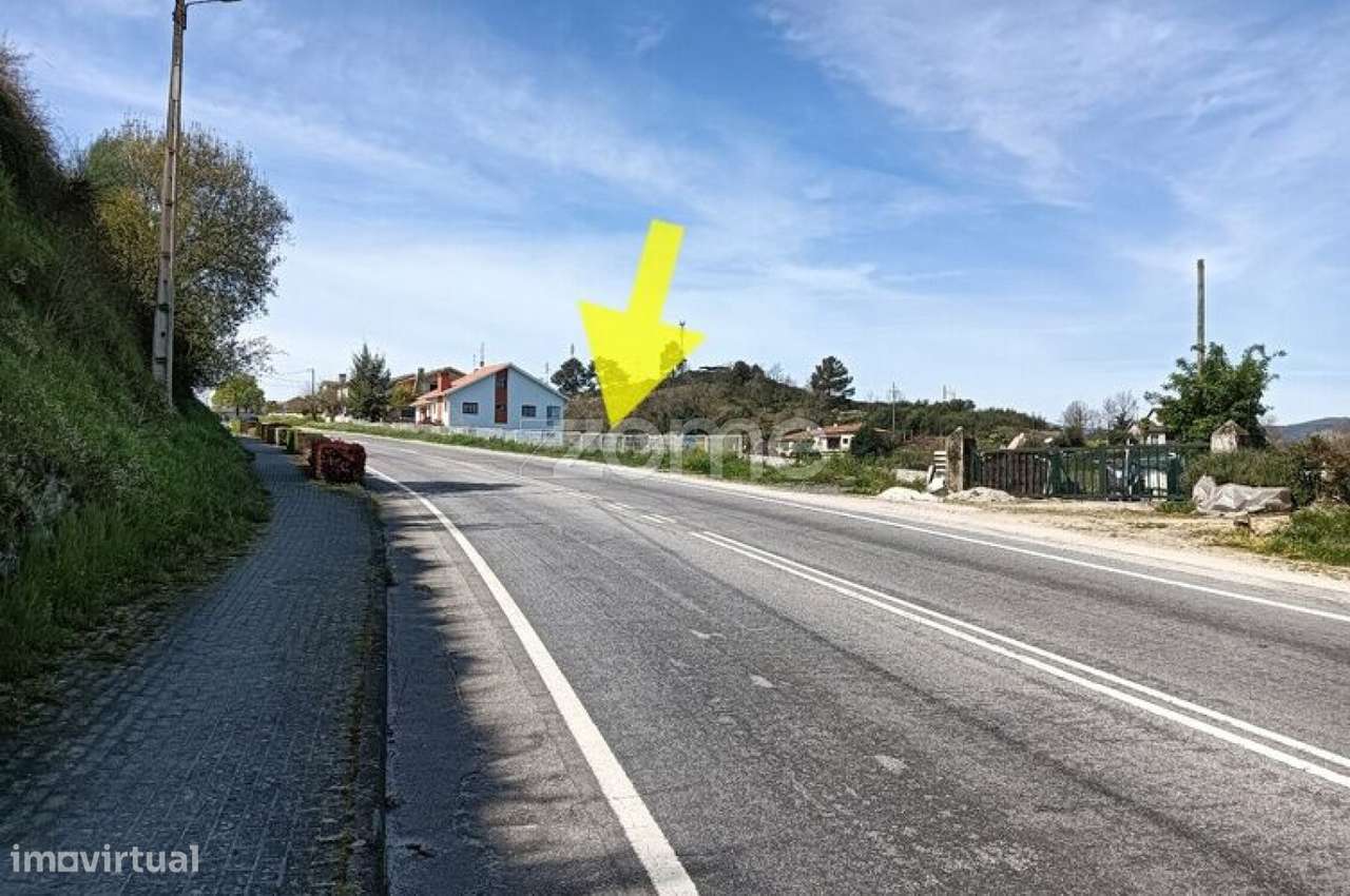 Lote de terreno para construção - Grande imagem: 2/8