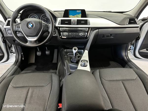 BMW 318 d Touring Advantage - 5