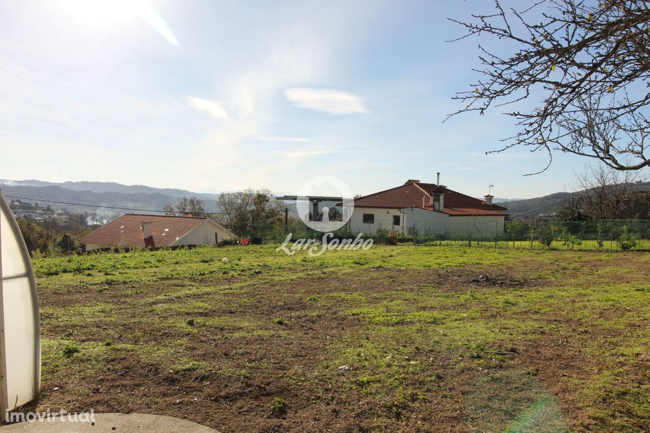 Terreno de construção Arões S. Romão