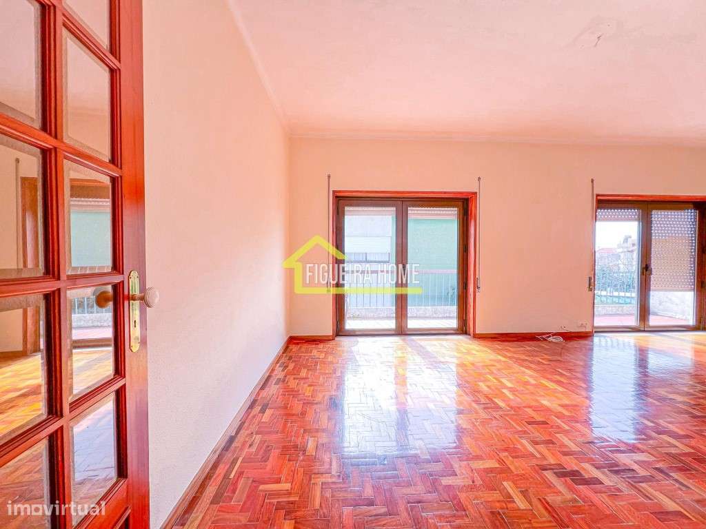 Andar de moradia com 4 quartos, garagem e anexo-34