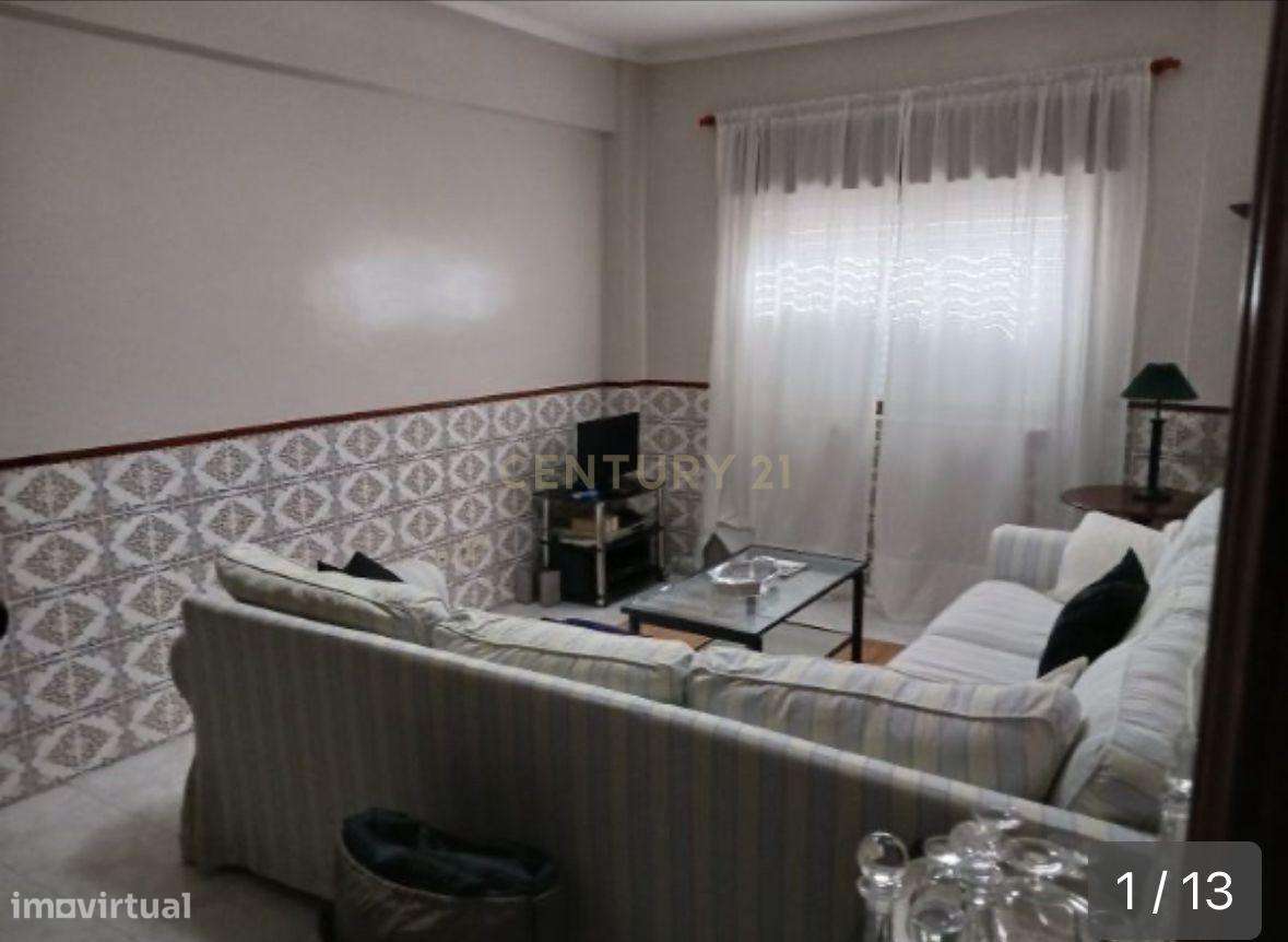 Apartamento T2 com Boa Exposição Solar em Seixal - Grande imagem: 4/7