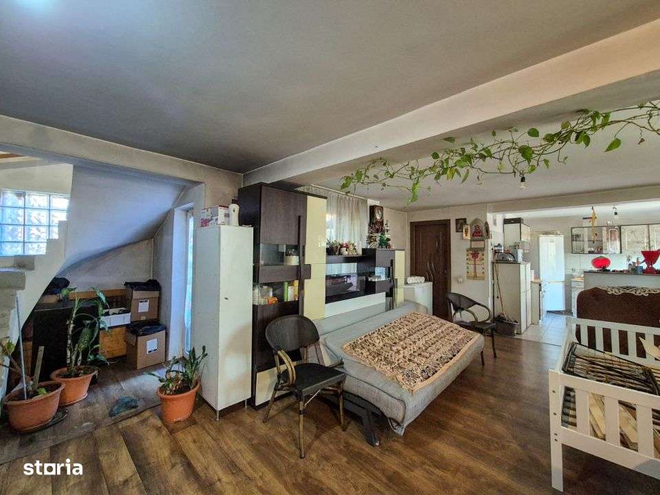 Casa insiruita - ansamblu inchis - Dumitru Mocanu, zona Lidl - Imagine principală: 2/12