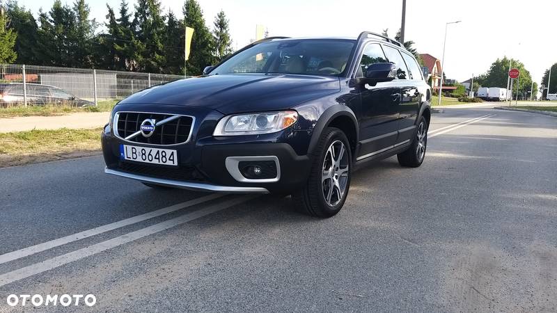 Volvo XC 70 - 1