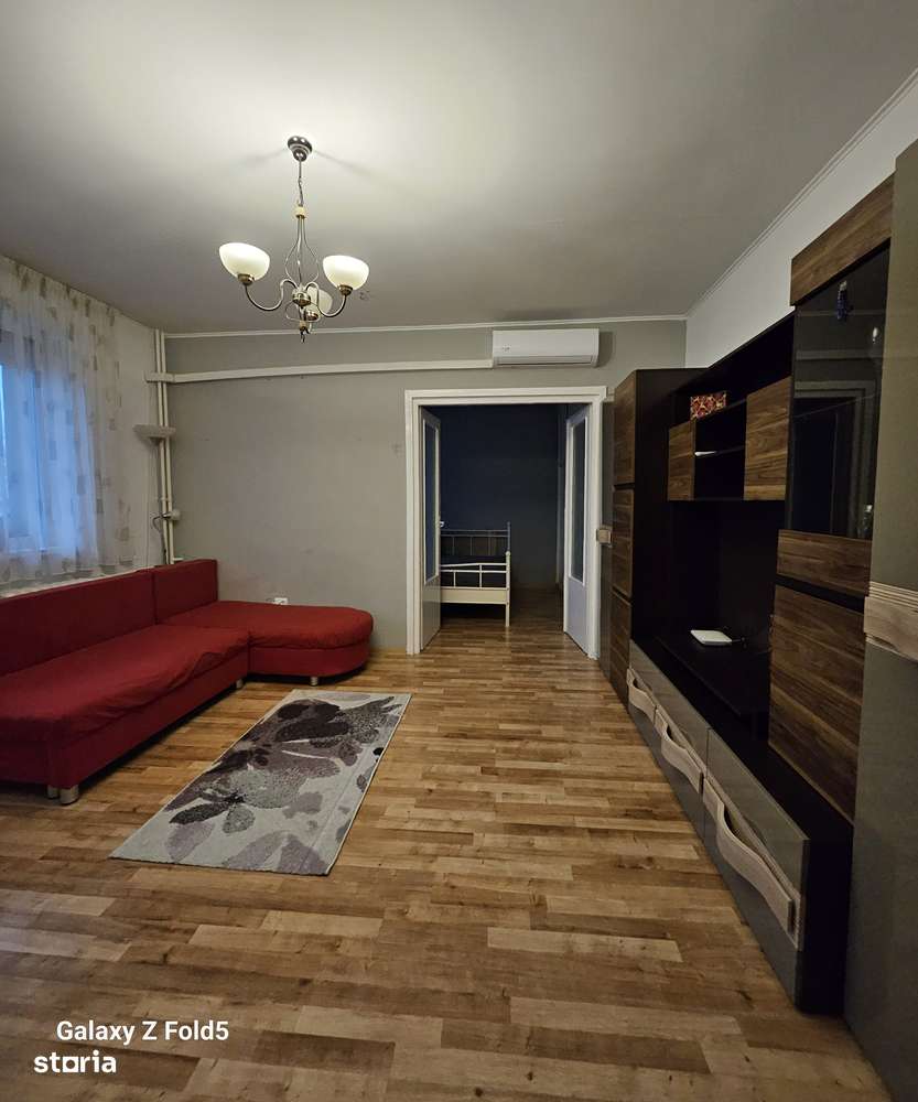 Apartament 3 camere – Str. Aluminei – 300 €/lună - Imagine principală: 2/17