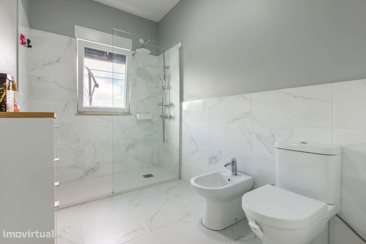 Moradia Térrea de Luxo com Piscina - Qtª Marquesa - Palmela-20