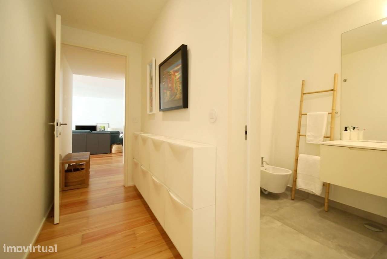 Apartamento T3 de Excelência em Matosinhos, terraço de 40 m² e lugar d-16