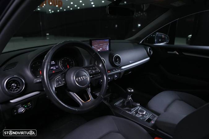 Audi A3 Sportback 1.6 TDI - 24