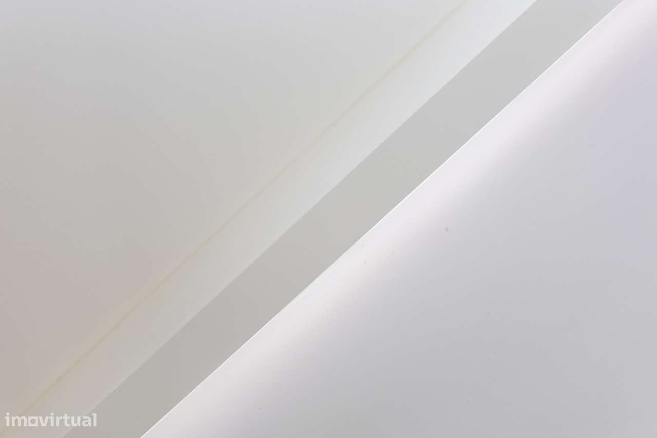 Andar de moradia T3 com logradouro independente - Grande imagem: 5/32