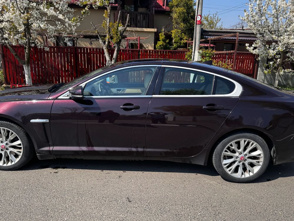 Jaguar XF 2.2D 2014