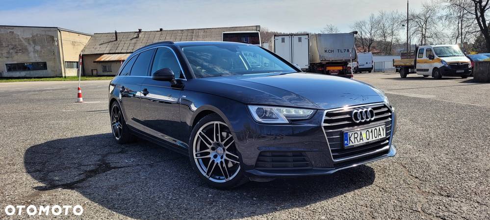 Audi A4 Avant 2.0 TDI - 1