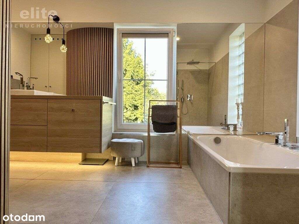 Warszewo klimatyczny dom o pow. całkowitej 330 m2-9