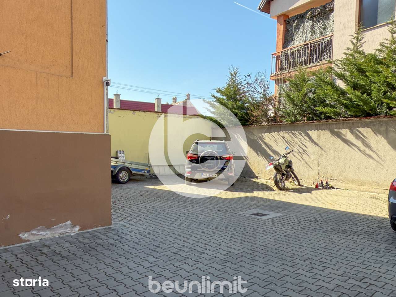 Apartament 4 camere | Str. Dealului | Parcare in curte interioara-18