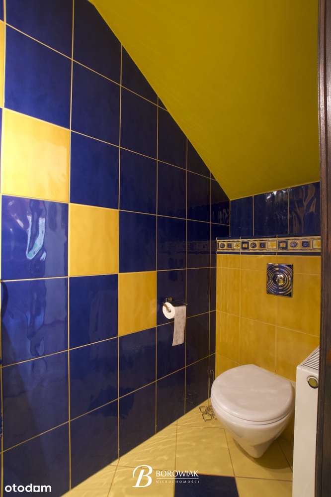 Piętrowy dom w zabudowie bliźniaczej-os. Dobrzec-11